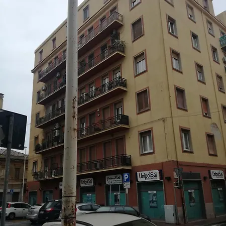 Apartment Wonderful In Center Cagliari